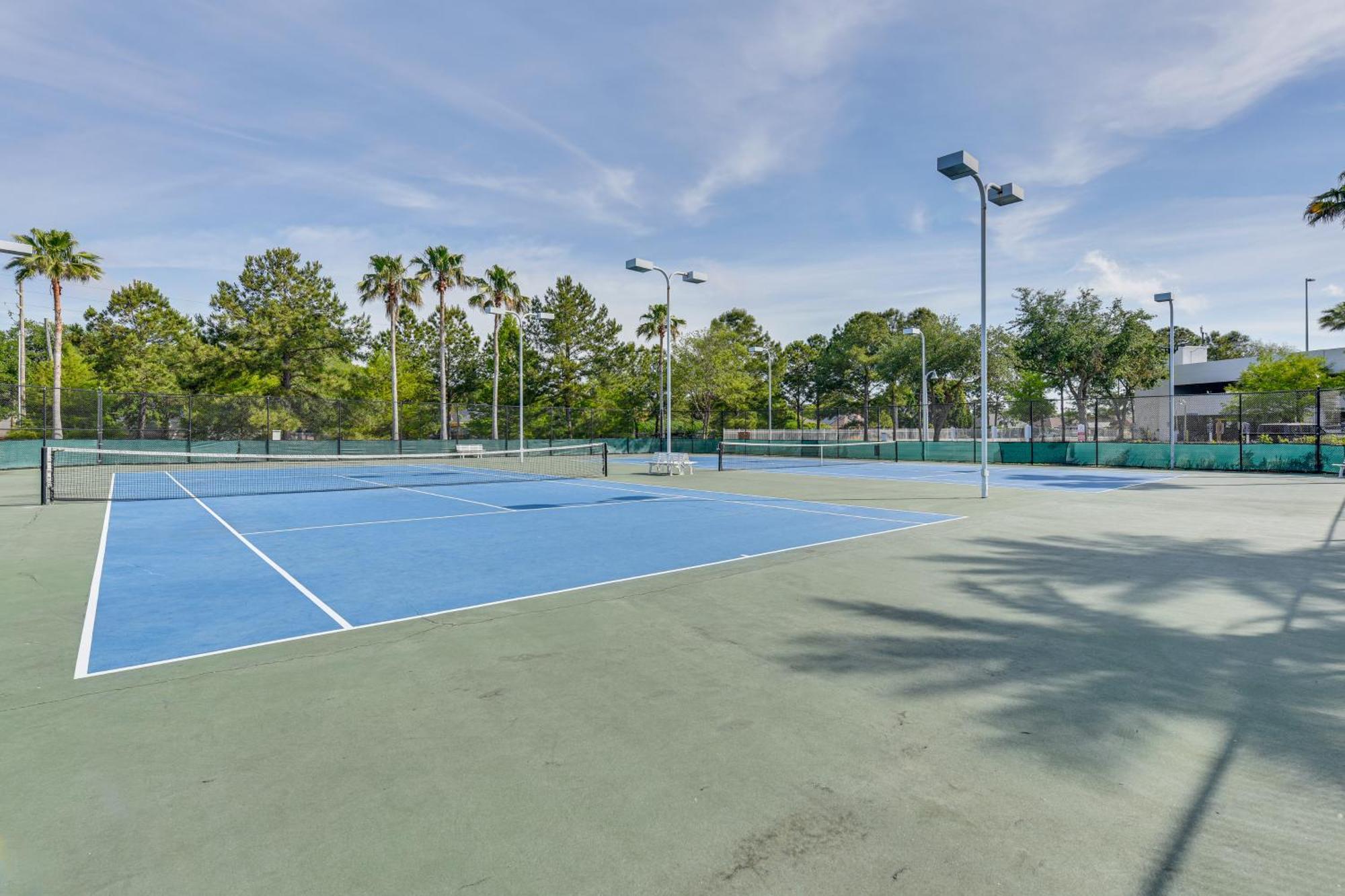 Walk To Beach Poolside Oasis In Palms Of Destin! Exterior photo